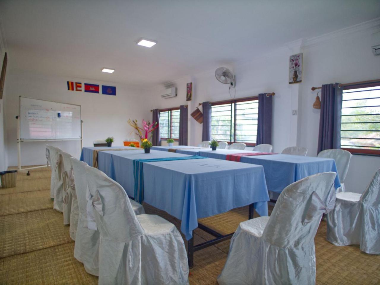 Manel Guesthouse And Restaurant Sen Monorom Ngoại thất bức ảnh